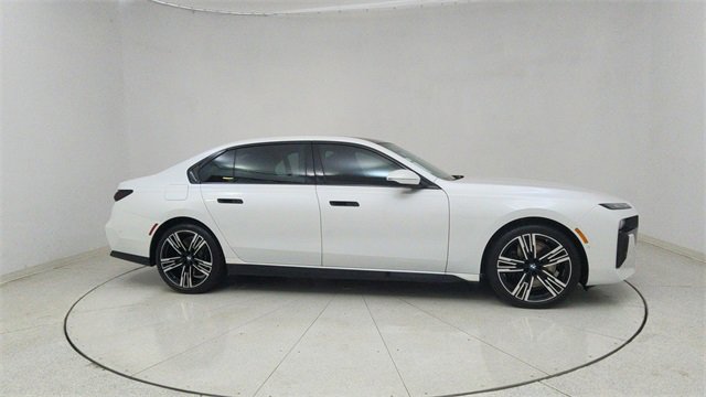 Used 2023 BMW 740i w/ Executive Package image 63