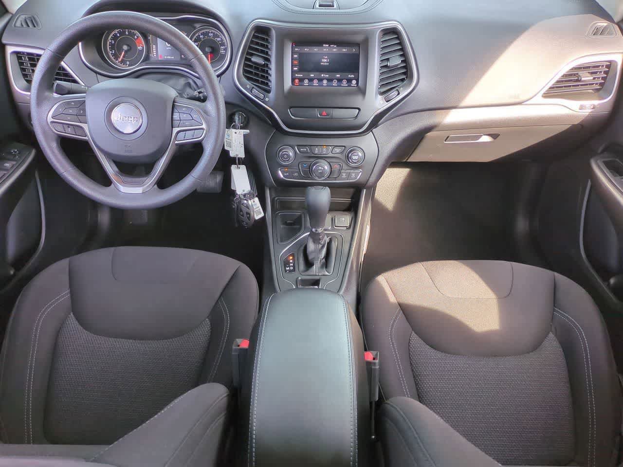 Used 2020 Jeep Cherokee Latitude image 16