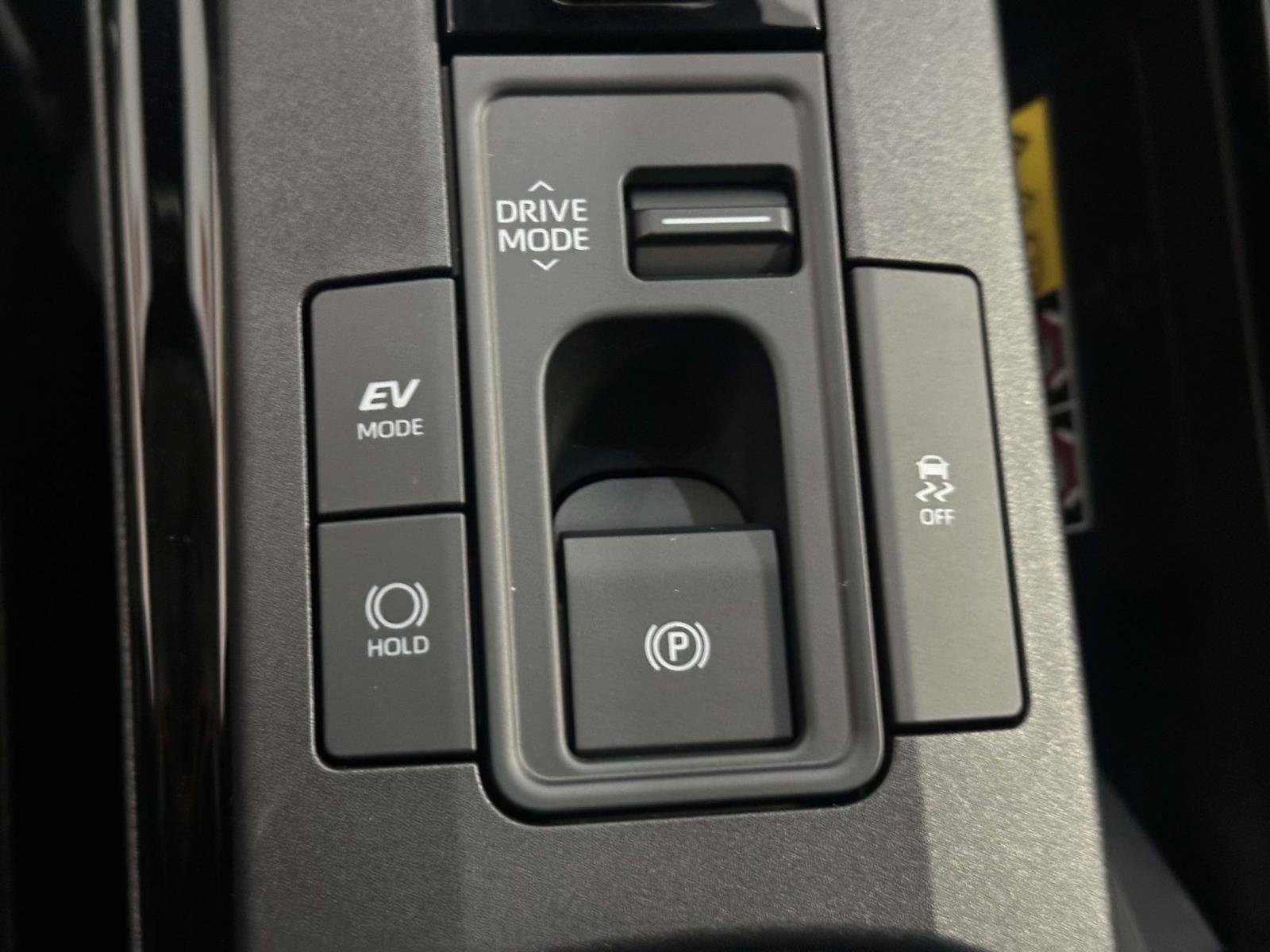 New 2026 Toyota Prius AWD image 25