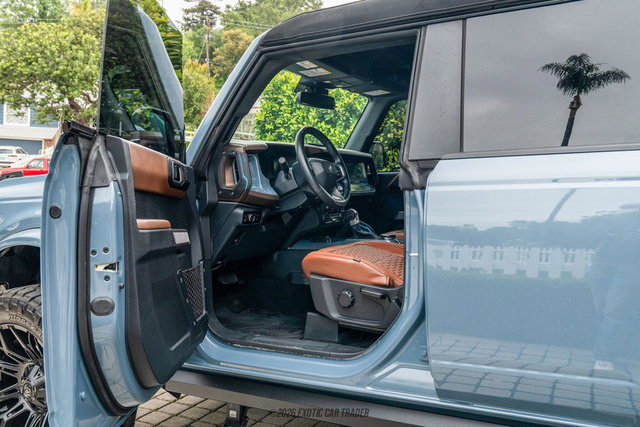 Used 2023 Ford Bronco Outer Banks AWD/4WD image 34