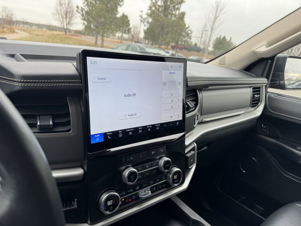 Used 2024 Ford Expedition Max XLT image 20