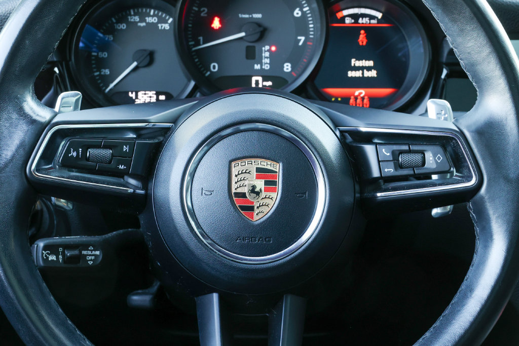 Certified 2023 Porsche Macan Turbo AWD/4WD image 41