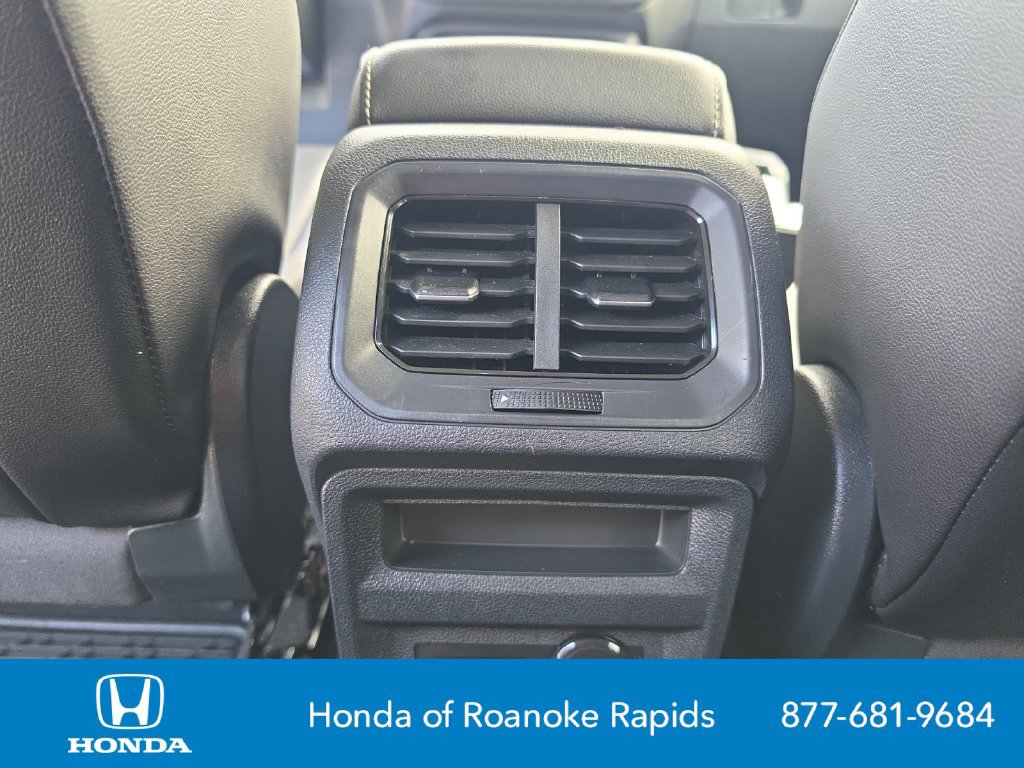 Used 2022 Volkswagen Tiguan SE AWD/4WD image 31