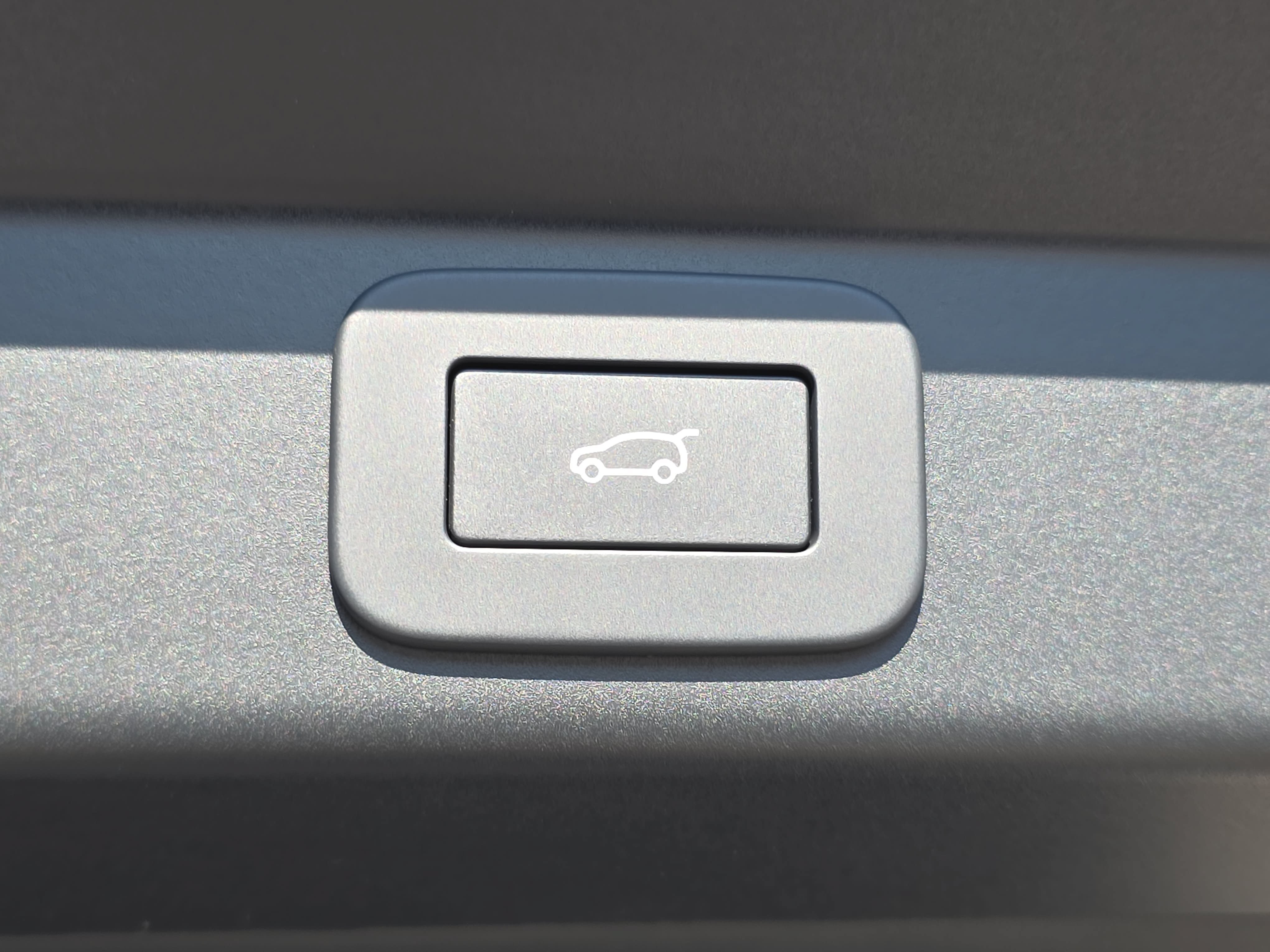 New 2026 Land Rover Range Rover Sport Dynamic SE AWD/4WD image 13