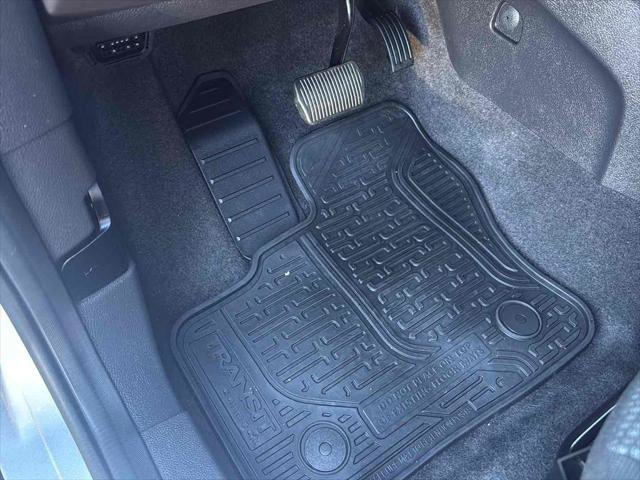 Used 2018 Ford Transit Connect XL image 16