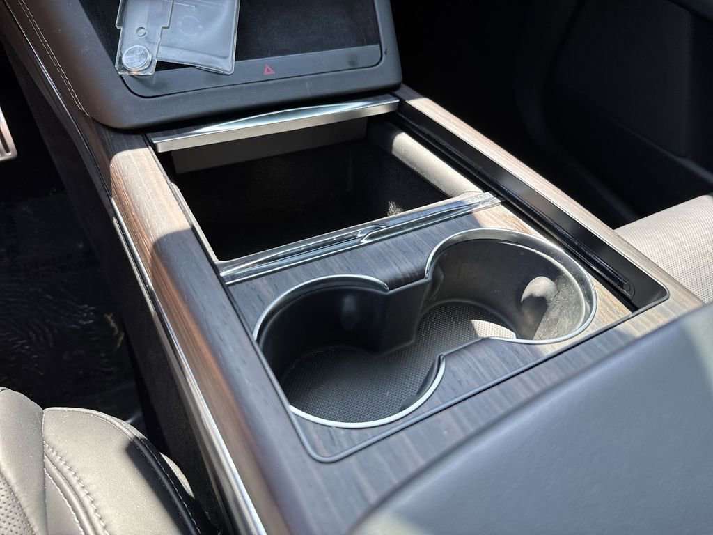 Used 2024 Tesla Model X image 55