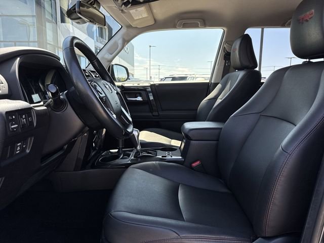 Used 2024 Toyota 4Runner TRD Off-Road Premium AWD/4WD image 11