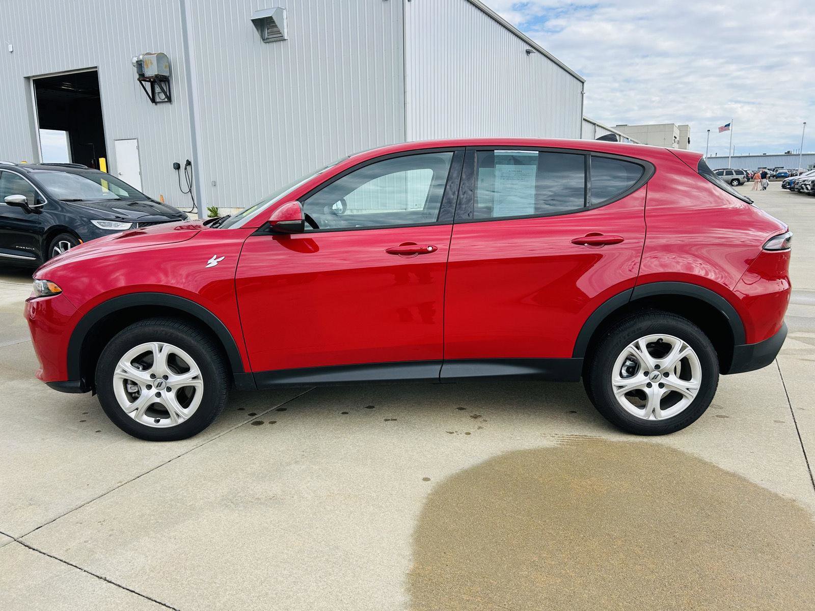 Used 2024 Dodge Hornet GT AWD/4WD image 37