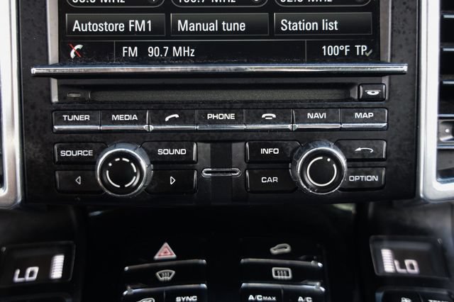 Used 2014 Porsche Cayenne Diesel AWD/4WD image 35