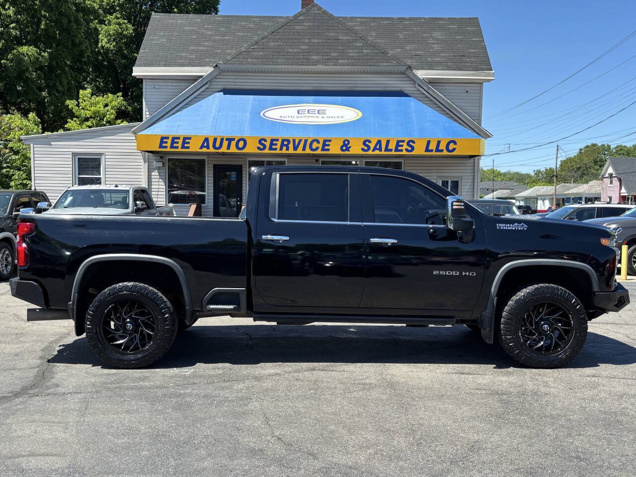 Used 2020 Chevrolet Silverado 2500 High Country w/ Z71 Off-Road Package AWD/4WD image 1