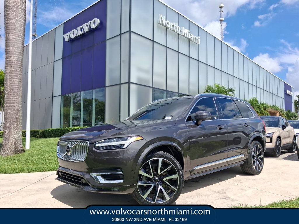 Certified 2023 Volvo XC90 B6 Plus AWD/4WD image 1