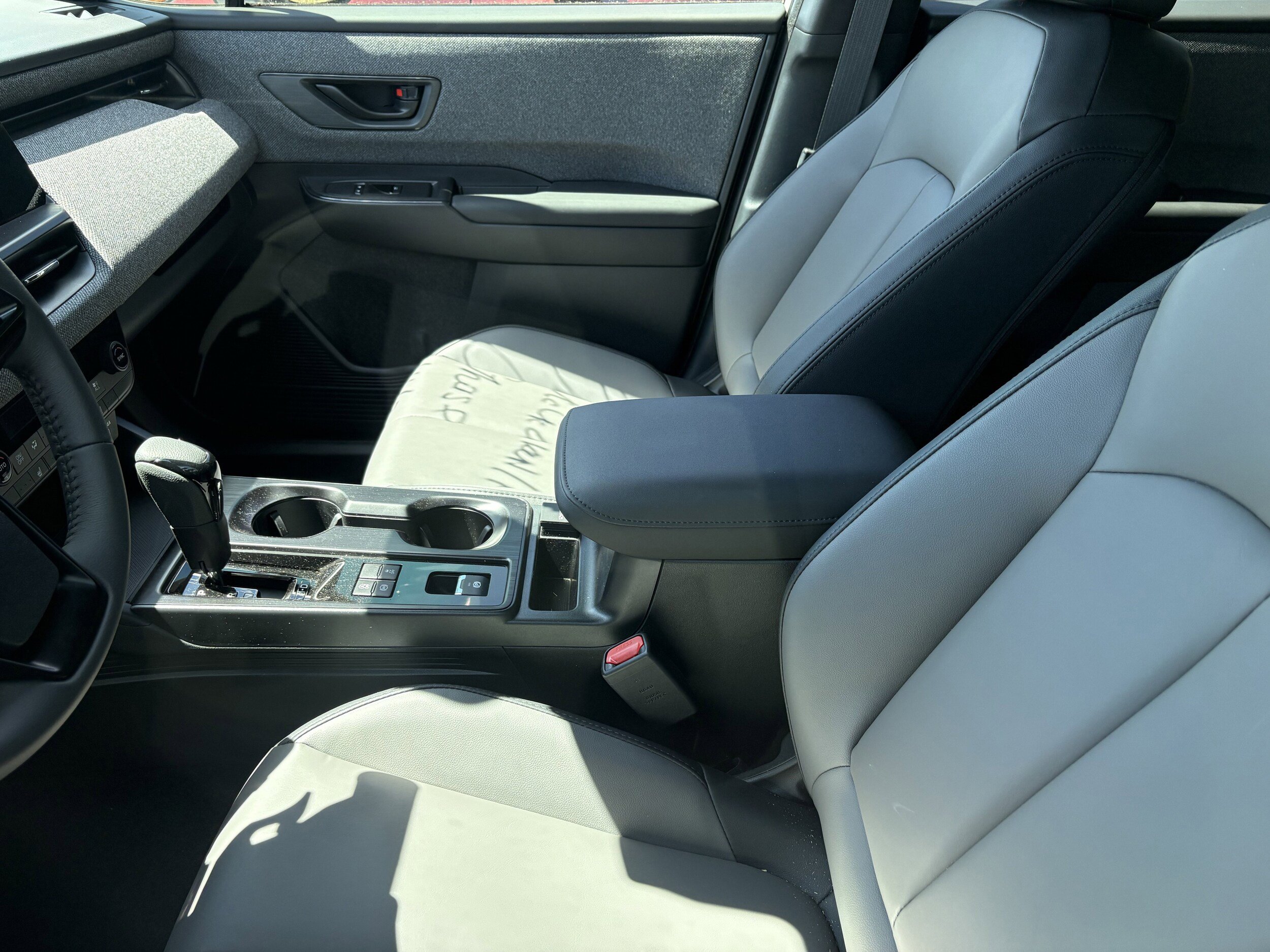 Used 2026 Subaru Outback Premium image 7