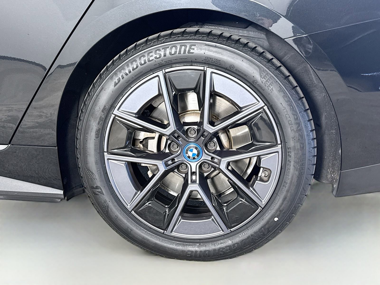 Certified 2023 BMW i4 eDrive35 w/ Premium Package RWD image 32