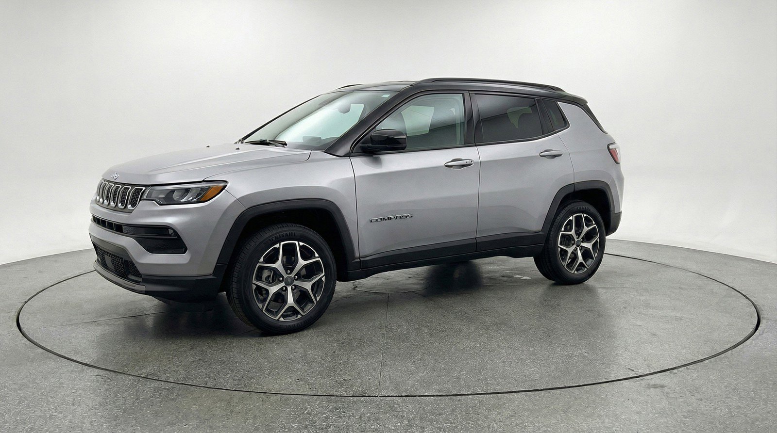 Used 2025 Jeep Compass Limited image 3