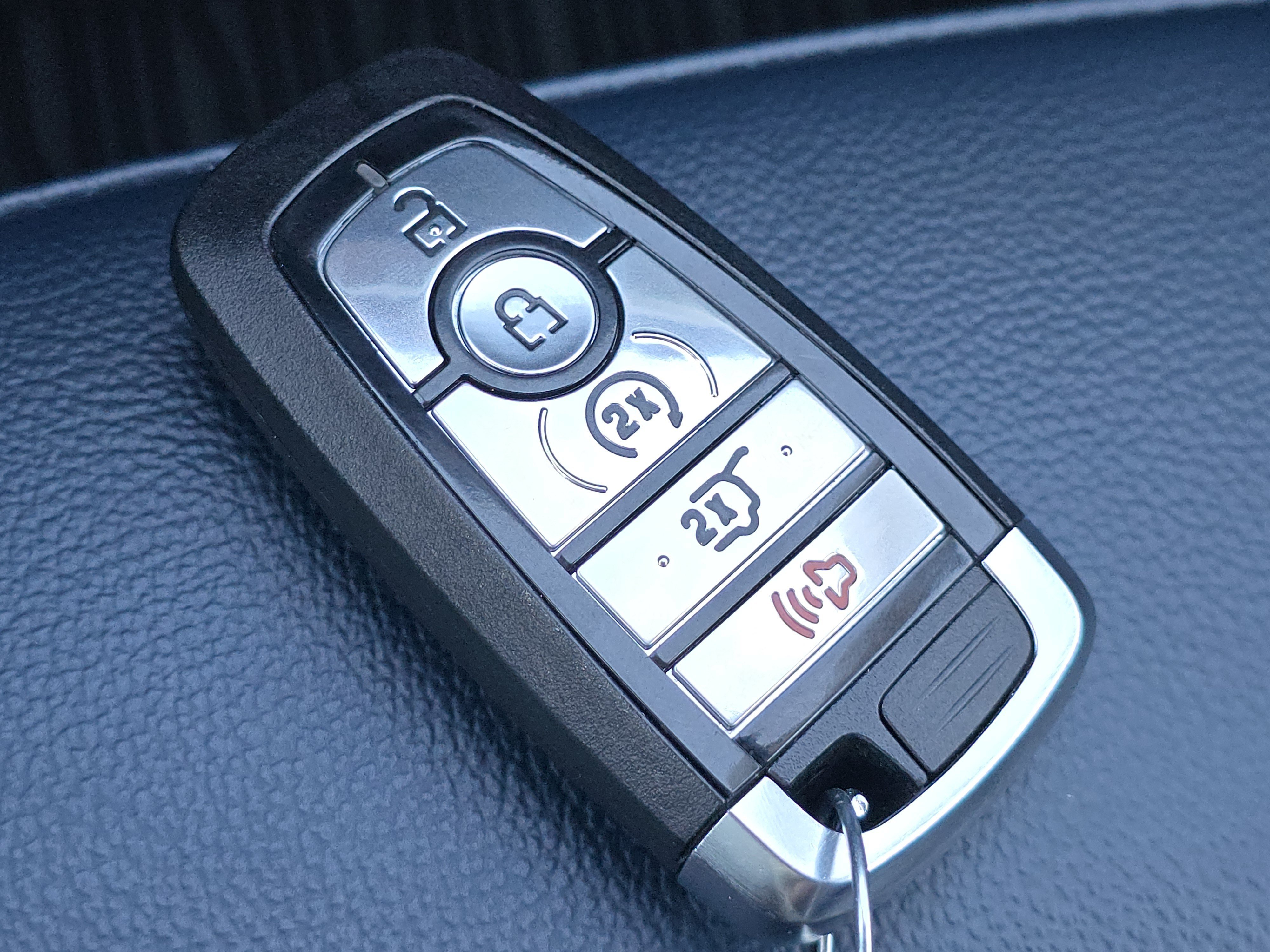 Used 2024 Ford Edge SEL w/ Sport Appearance Package AWD/4WD image 27