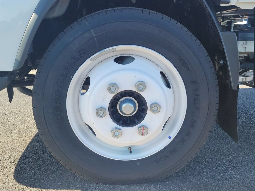 New 2025 Chevrolet Low Cab Forward RWD image 30