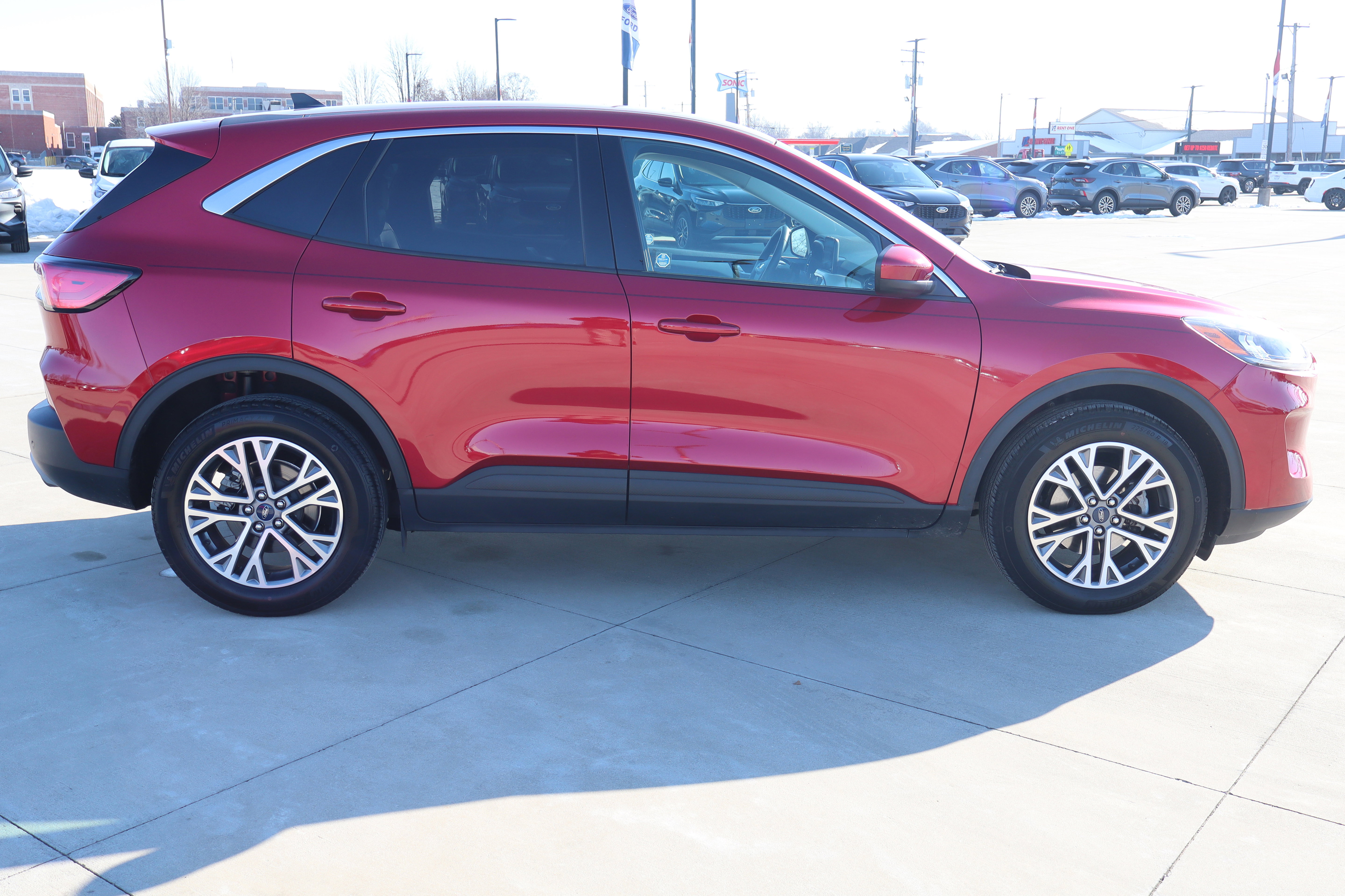 Used 2022 Ford Escape SEL image 5