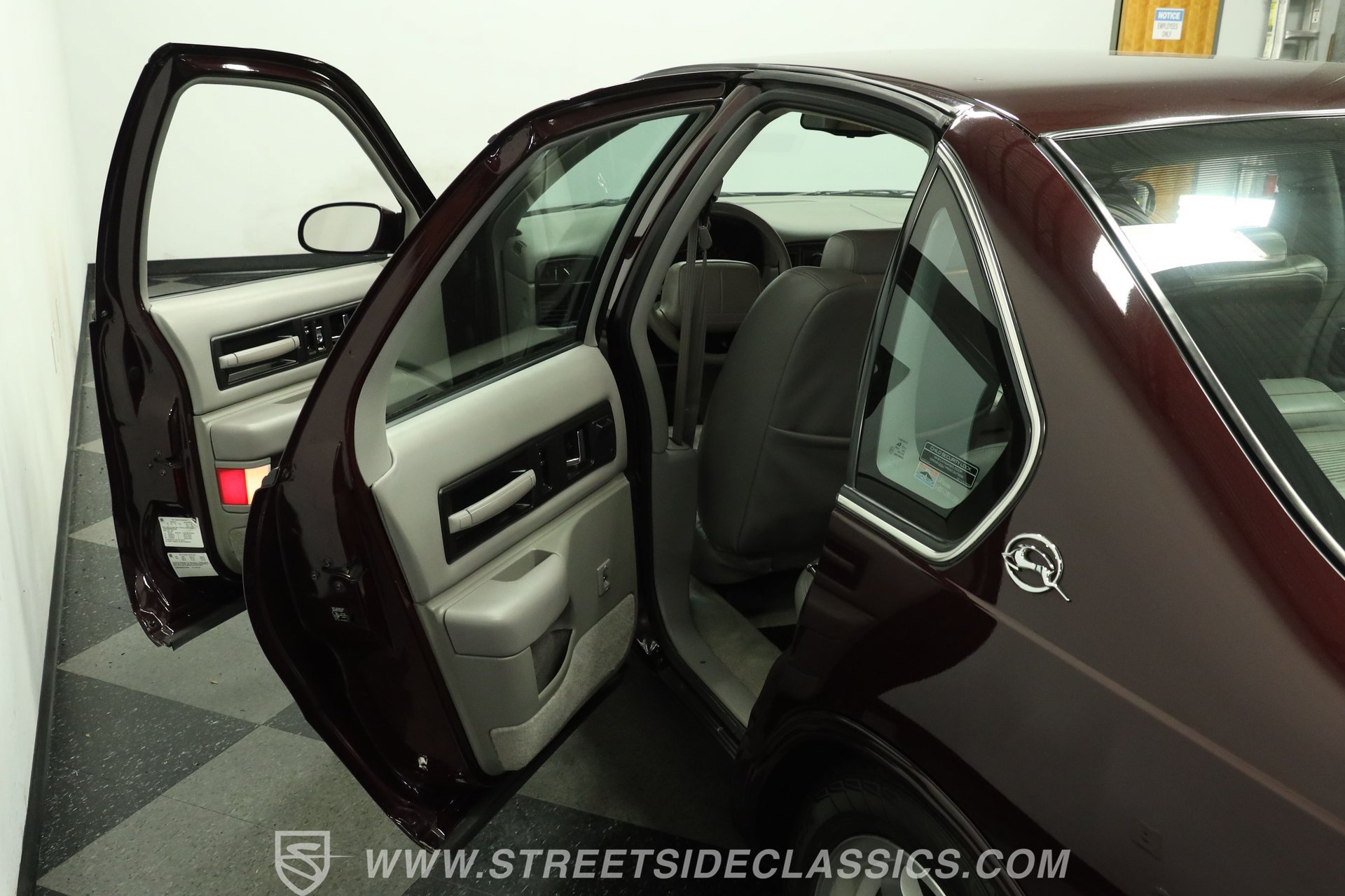 Used 1996 Chevrolet Impala SS RWD image 33