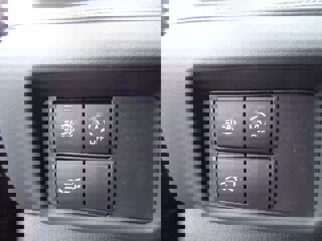 Used 2023 Toyota Highlander XLE image 20