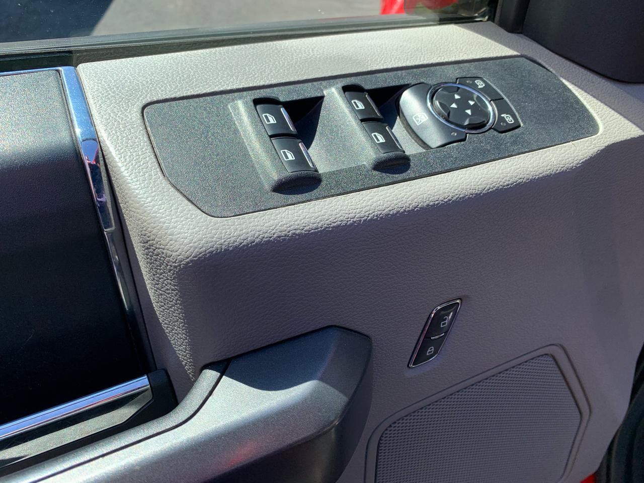 Used 2017 Ford F350 XLT w/ XLT Value Package AWD/4WD image 11