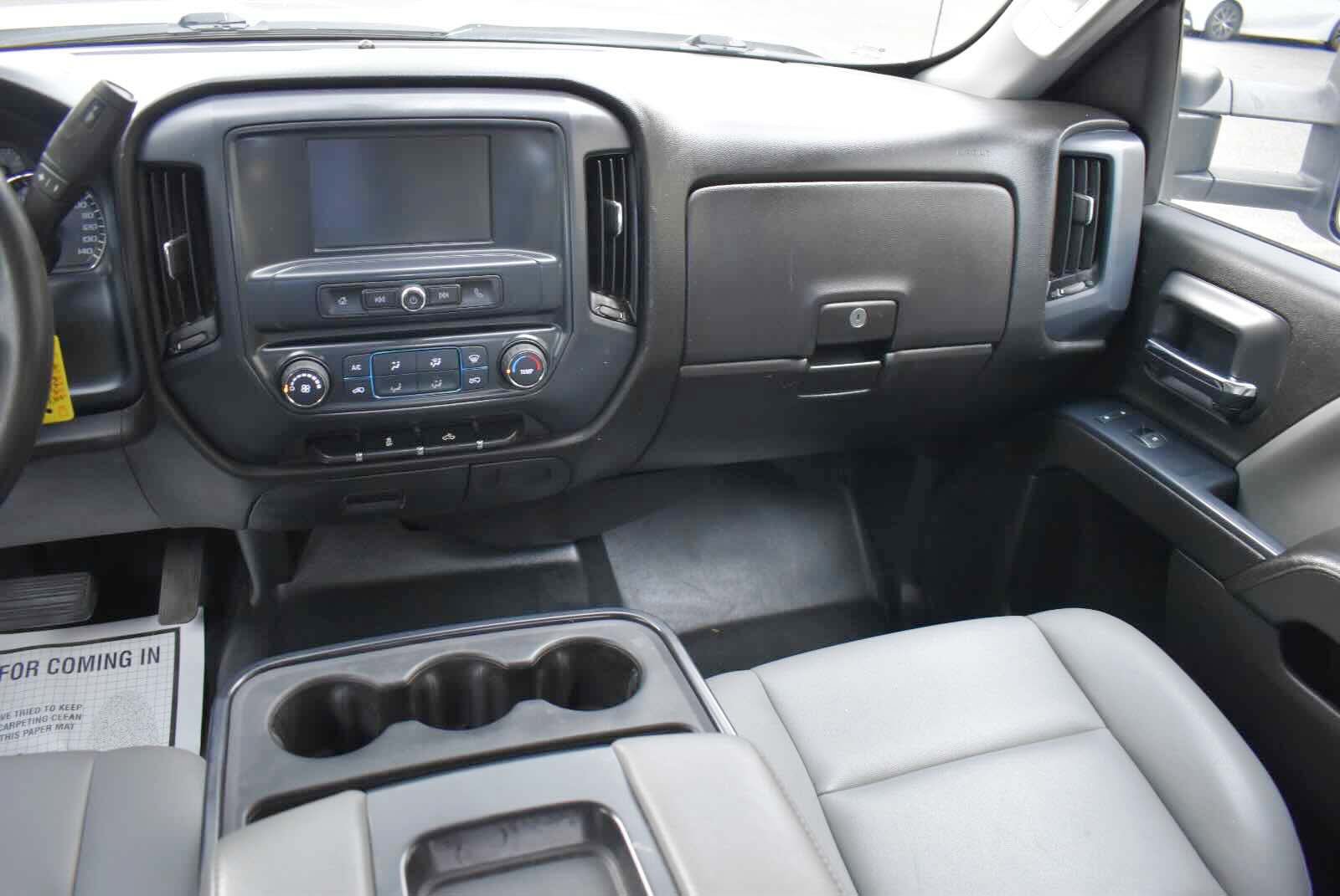 Used 2018 Chevrolet Silverado 3500 W/T RWD image 15