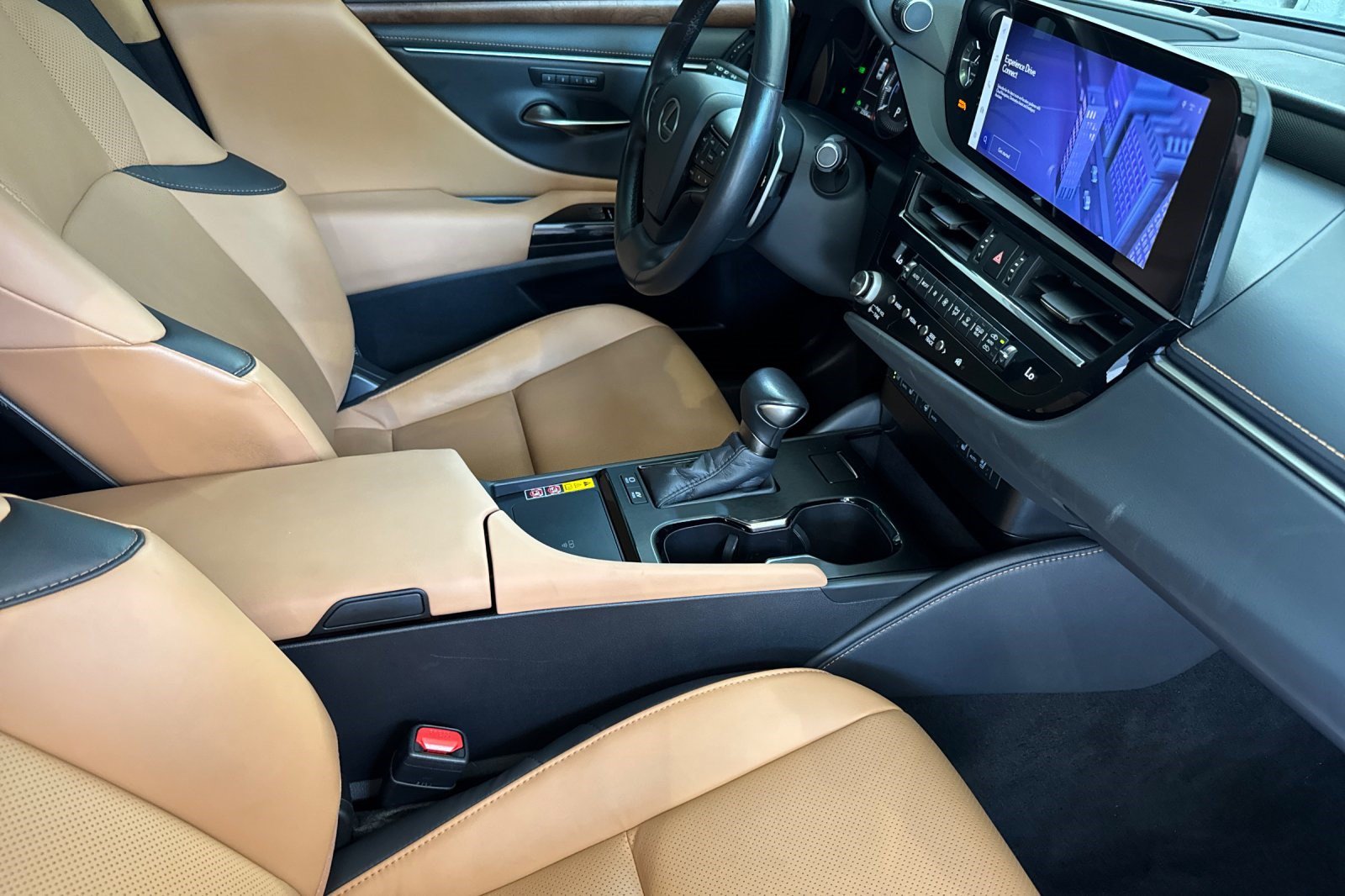Certified 2025 Lexus ES 300h w/ Premium Package FWD image 19