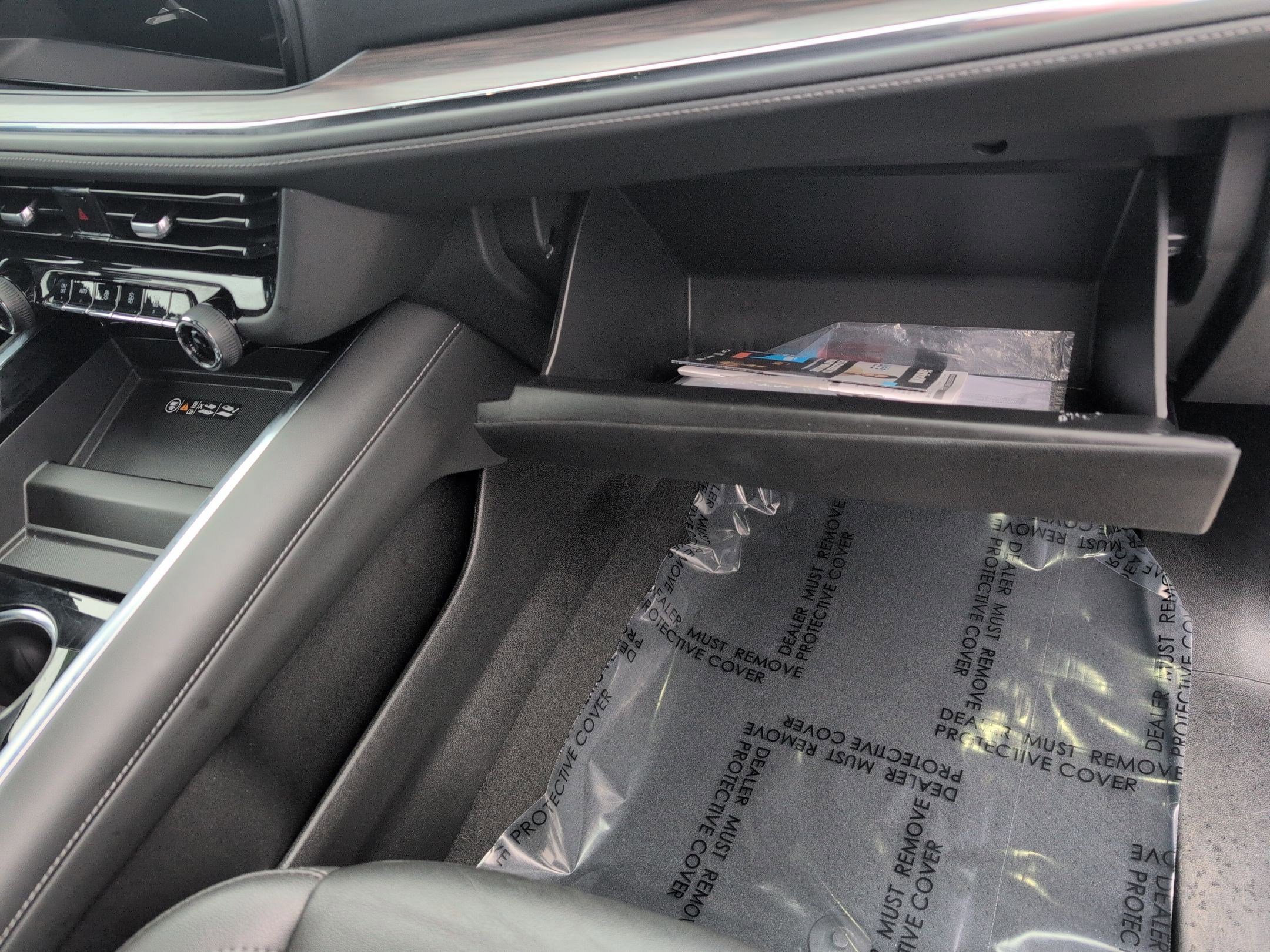 Certified 2025 Chevrolet Tahoe Z71 image 30