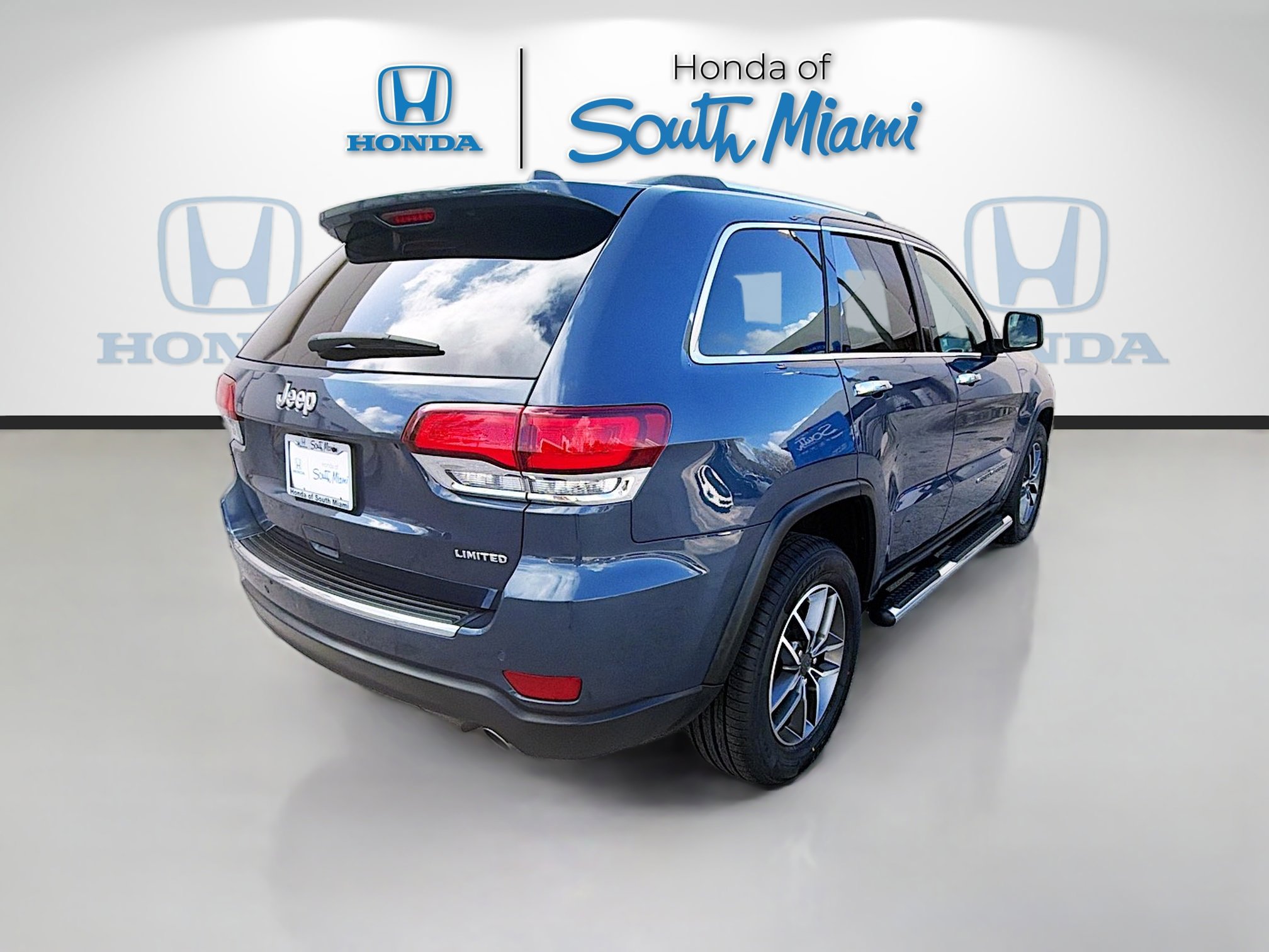 Used 2021 Jeep Grand Cherokee Limited w/ Sun & Sound Group RWD image 7