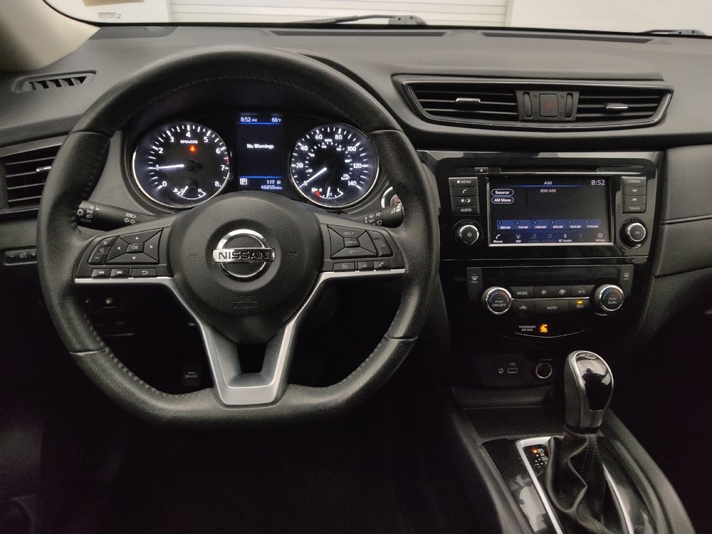 Used 2019 Nissan Rogue SV image 22