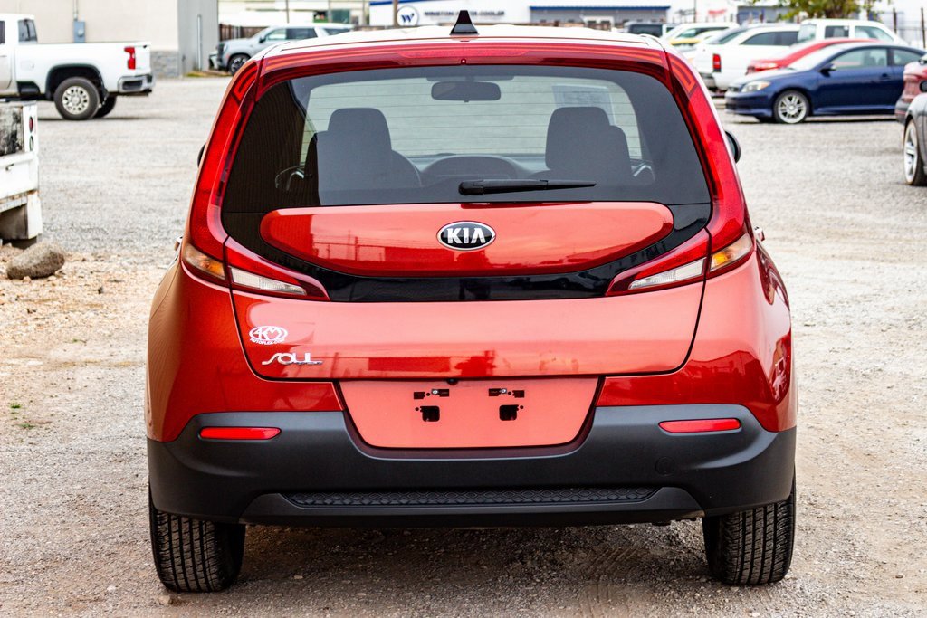 Used 2020 Kia Soul LX image 4