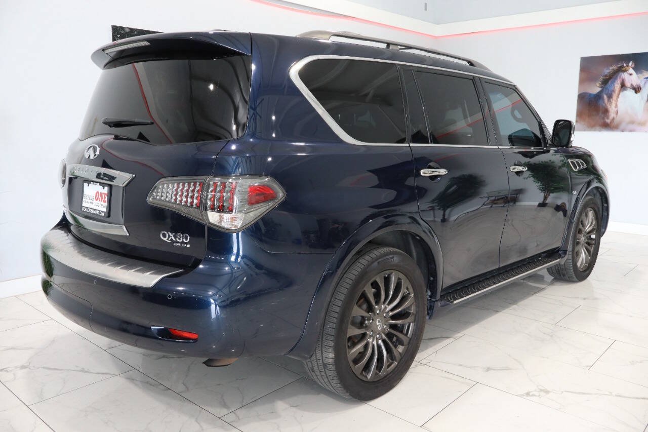 Used 2017 INFINITI QX80 Limited AWD/4WD image 4