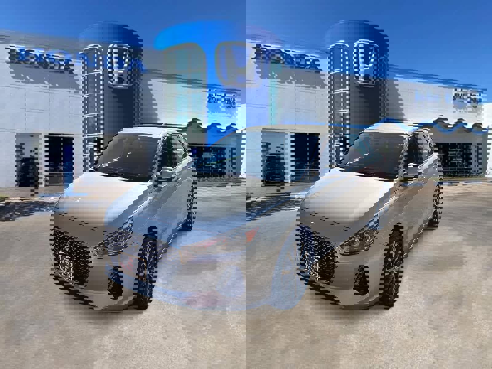 Used 2018 Hyundai Elantra GT w/ Style Package 02