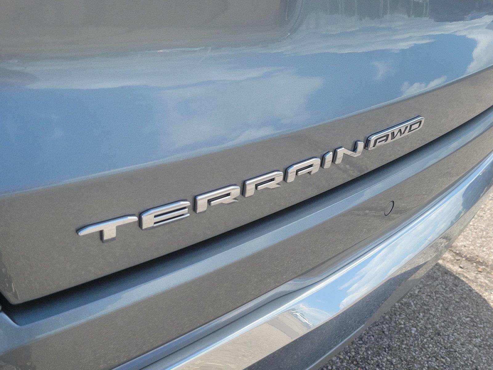 New 2027 GMC Terrain Denali w/ LPO, Black Badging Package AWD/4WD image 6