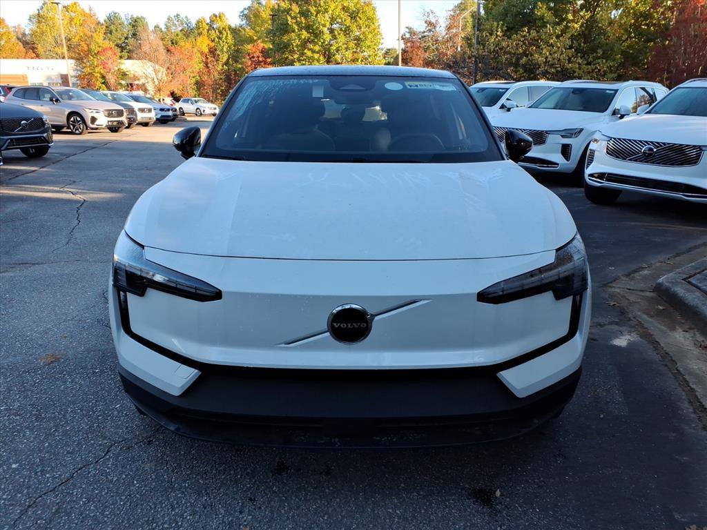 New 2025 Volvo EX30 Plus w/ Protection Package Premier image 9