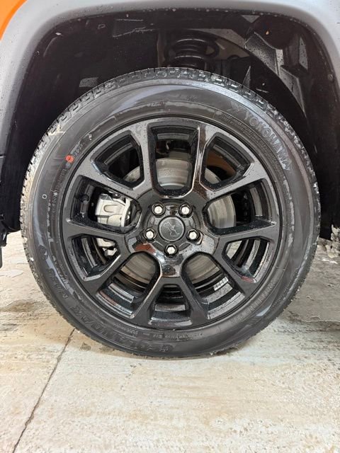 New 2026 Jeep Compass Altitude image 11