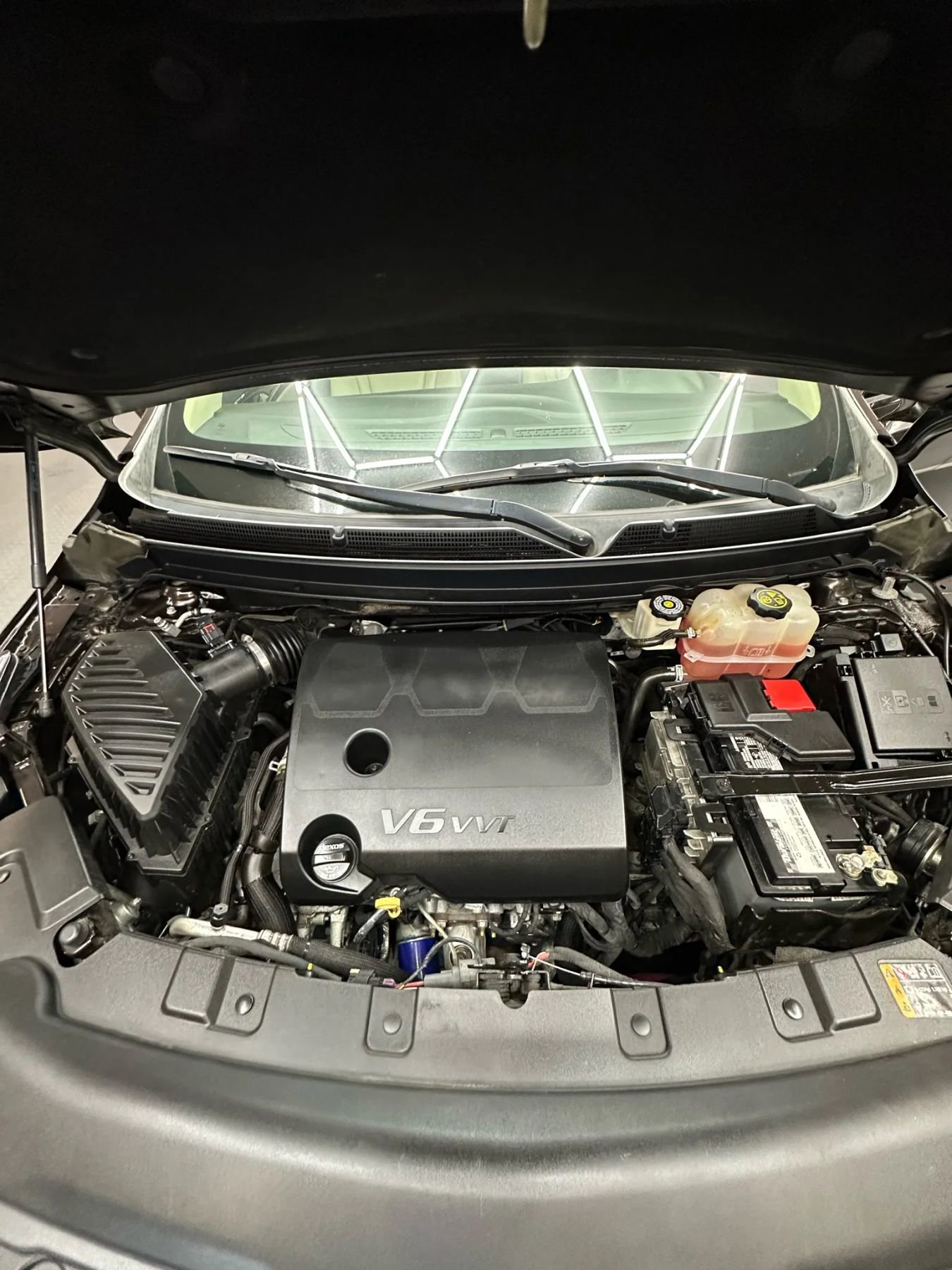 Used 2018 Buick Enclave Essence image 34