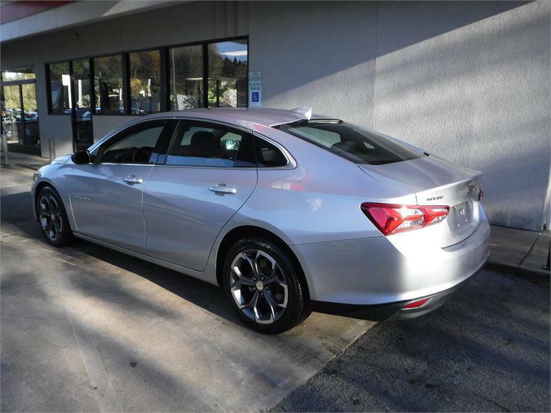 Used 2022 Chevrolet Malibu LT image 12