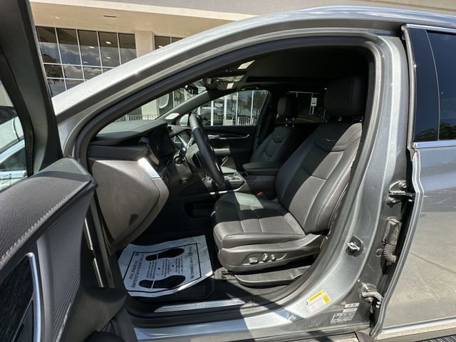 Certified 2023 Cadillac XT5 Premium Luxury w/ LPO, Floor Liner Package FWD image 19