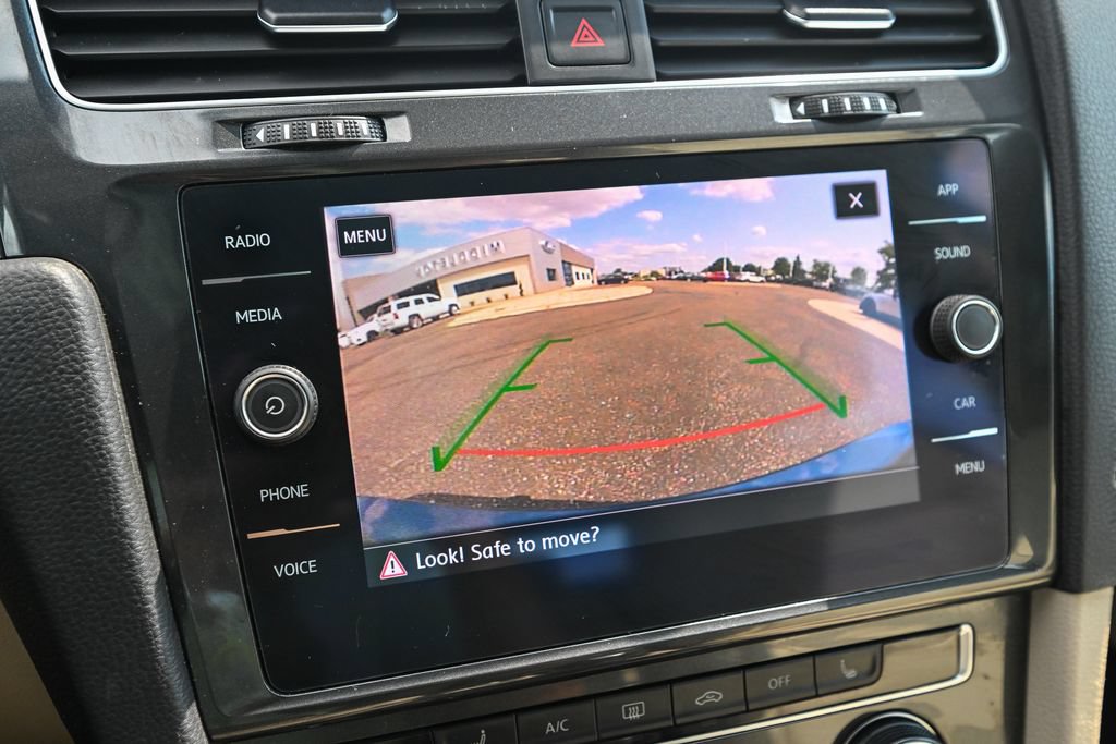 Used 2019 Volkswagen Golf SE FWD image 37