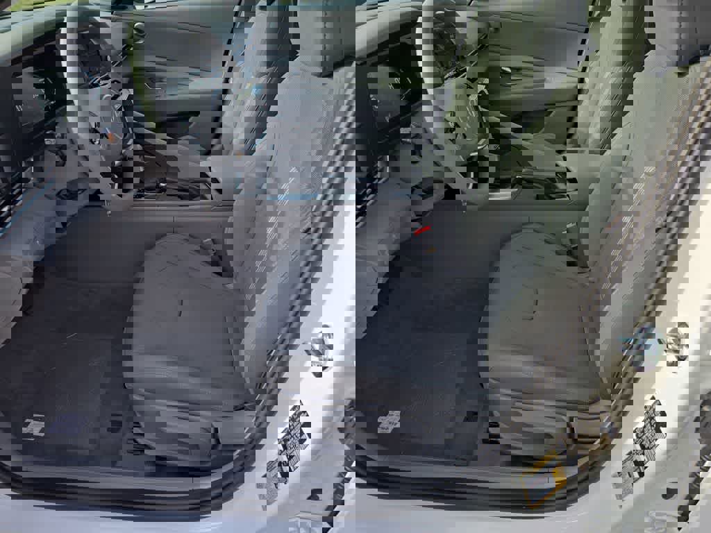 New 2026 Hyundai Elantra SE image 16