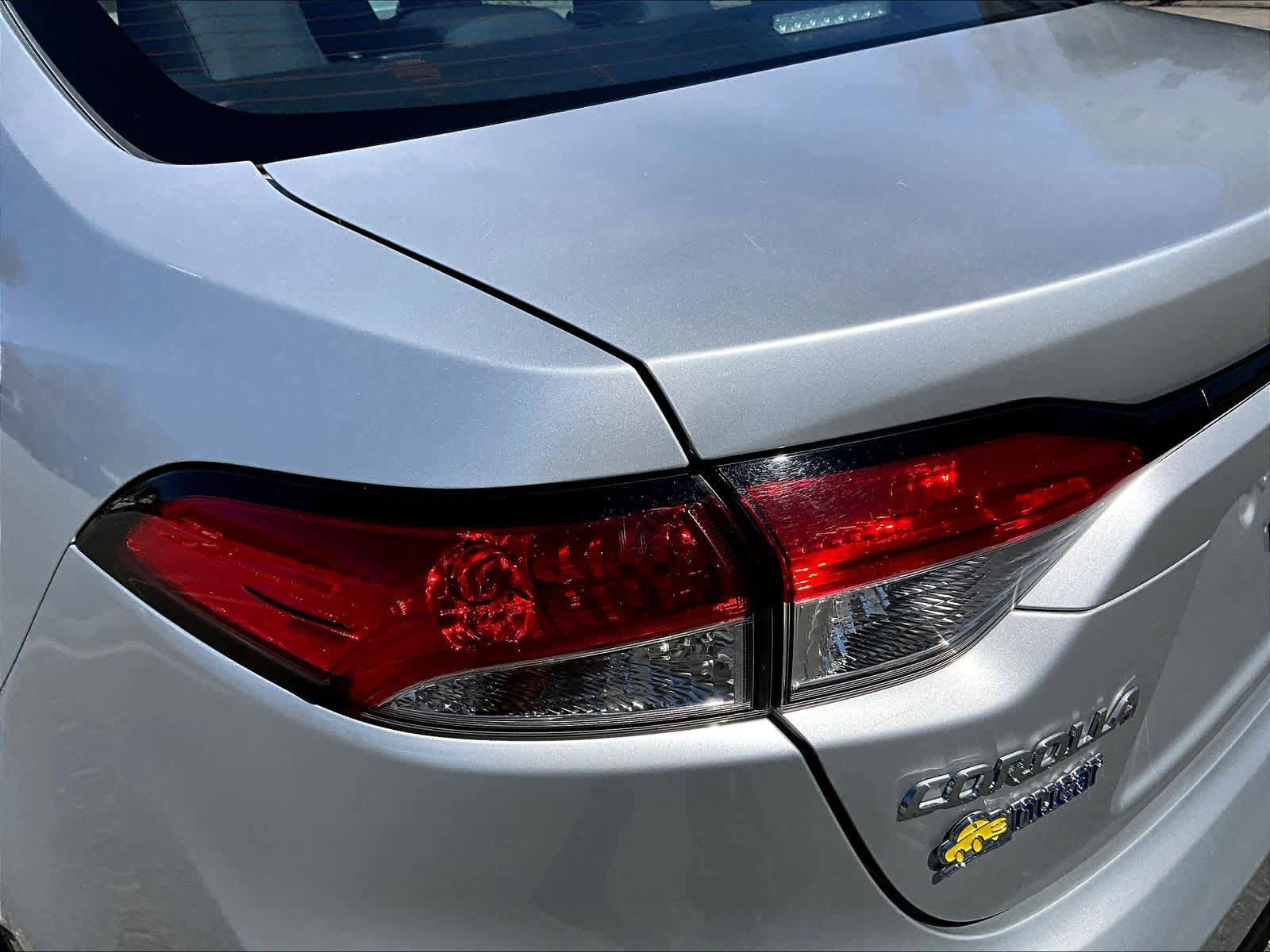 Used 2025 Toyota Corolla LE image 34