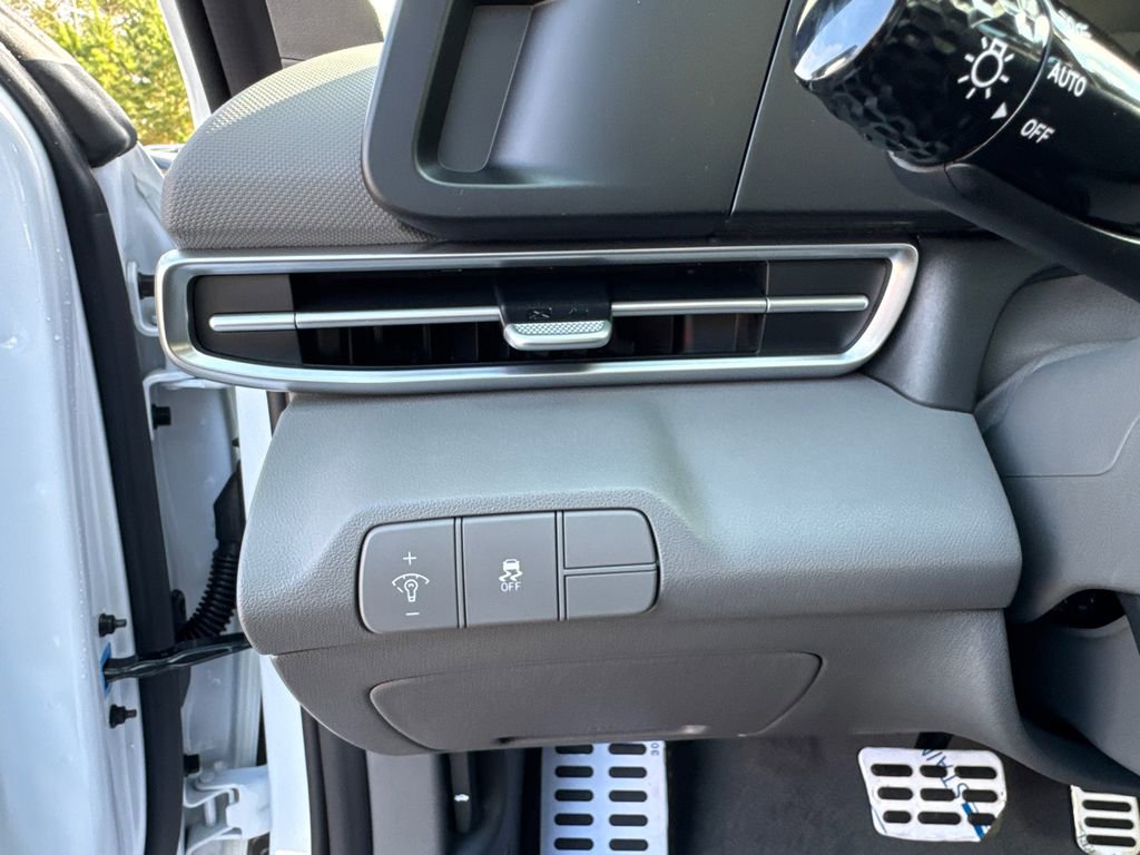 New 2026 Hyundai Elantra SEL Sport image 21