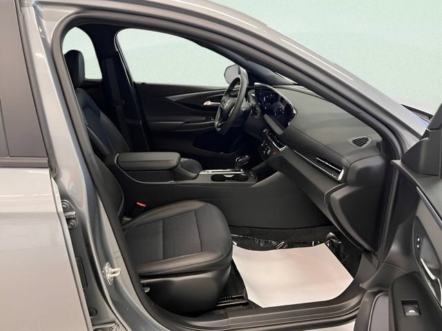 Certified 2025 Buick Envista Preferred FWD image 10