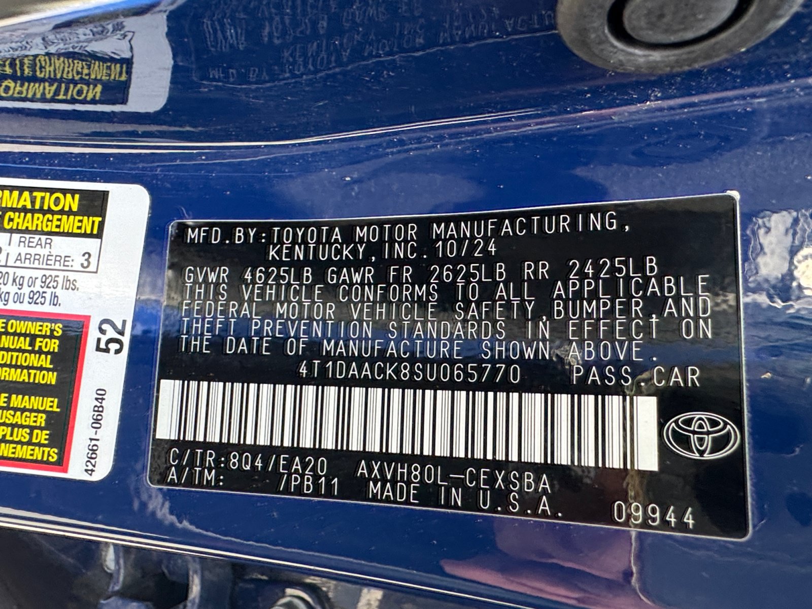 Used 2025 Toyota Camry SE FWD image 16