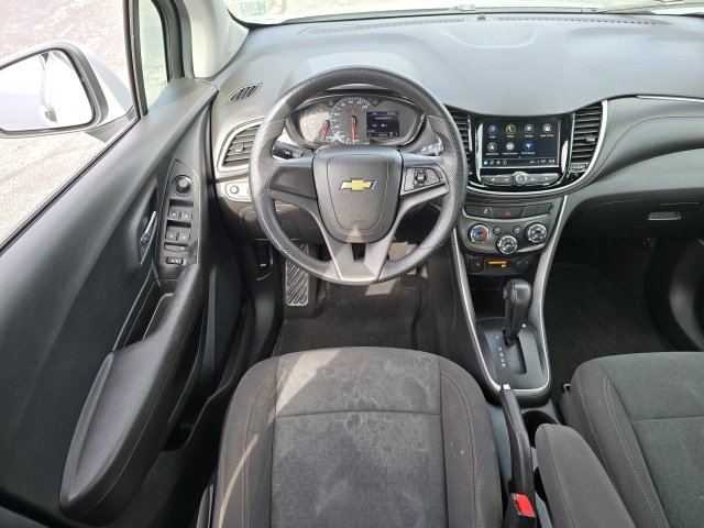 Used 2018 Chevrolet Trax LS image 15