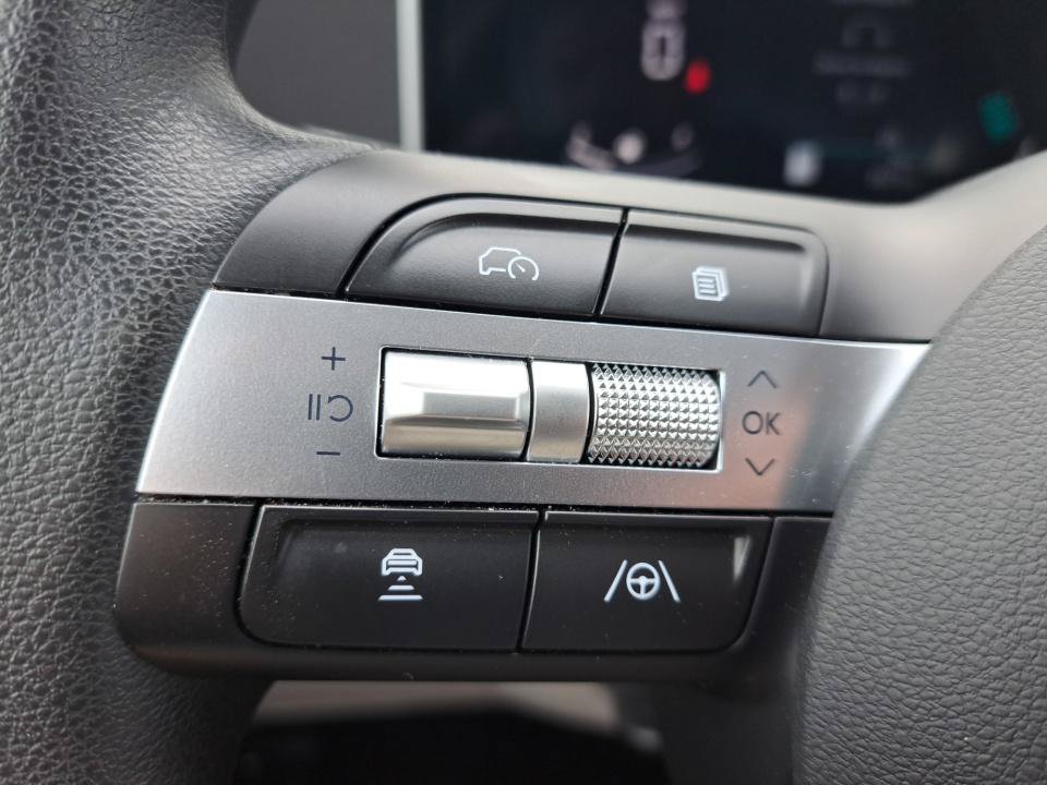 Used 2026 Hyundai Tucson SE FWD image 37