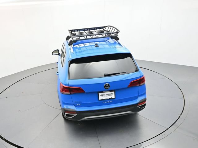 Used 2023 Volkswagen Taos SE w/ Black Wheel Package FWD image 21