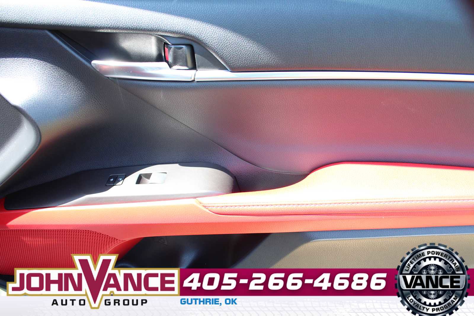 Used 2022 Toyota Camry XSE w/ Navigation Package FWD image 13