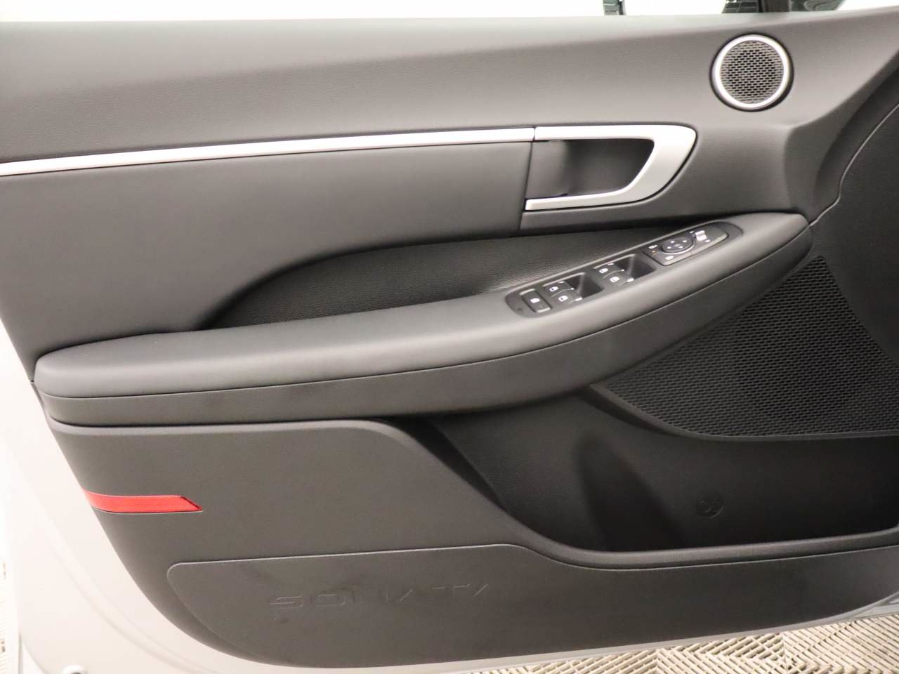New 2026 Hyundai Sonata SEL FWD image 17