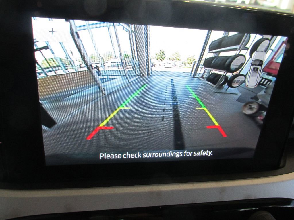 Used 2021 Ford Escape SE image 22